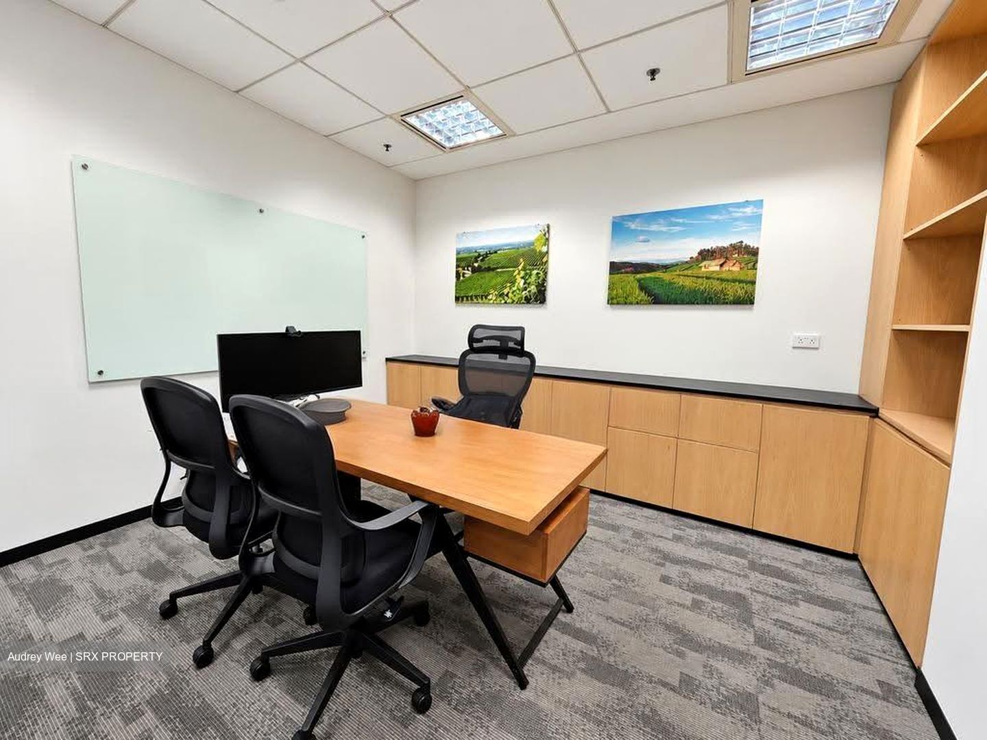 Ngee Ann City (D9), Office #635433951